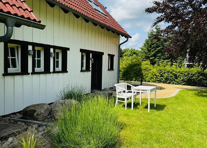 Luzin 2-5 Pers - Luxus, Steg, Boot *