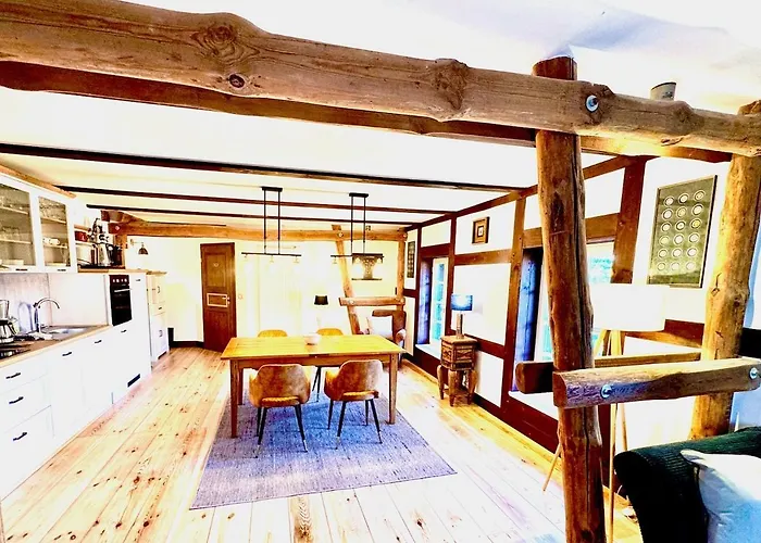 Luzin 2-5 Pers - Luxus, Steg, Boot Apartment